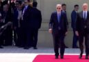 Azerbaycan’da Erdoğan resmi törenle karşılandı