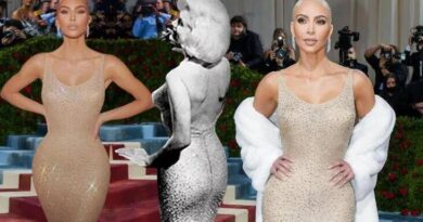 Kim Kardashian, Marilyn Monroe’nun ikonik elbisesini üç kişinin yardımıyla giymiş!
