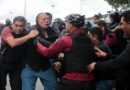 Arjantin’de otobüs şoförleri bakanı tekme tokat dövdü