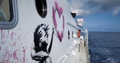 Banksy’nin Göçmen Kurtarmak İçin Satın Aldığı Gemiye El Konuldu