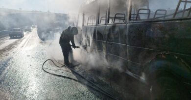 Bursa’da minibüs alev alev yandı!