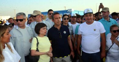Fenerbahçe Başkanı Ali Koç, Kahramanmaraş’taki konteyner kentin açılışını yaptı