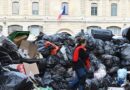 Paris’te çöp toplayıcıları süresiz greve gidecek