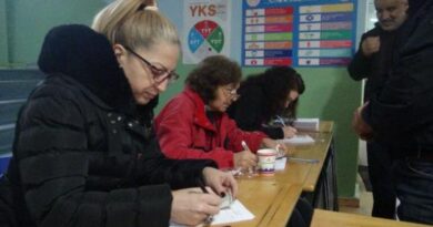 Türkiye’deki çifte vatandaşlar Bulgaristan seçimleri için sandık başında
