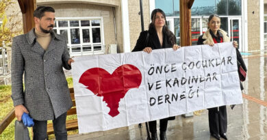 Burdur’da kadın cinayeti: 9 sanık yargılanıyor